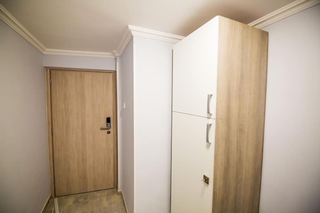 2 Bedrooms Apartment Close To Metro Dafni In 아테네 외부 사진