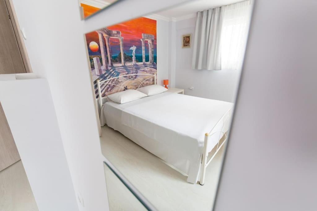 2 Bedrooms Apartment Close To Metro Dafni In 아테네 외부 사진